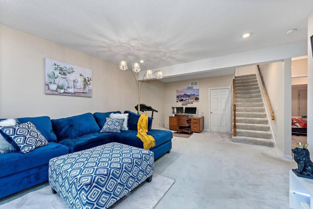 Beautiful Townhome, 11 Minutes To Downtown, Kcmo. Kansas City Exterior foto